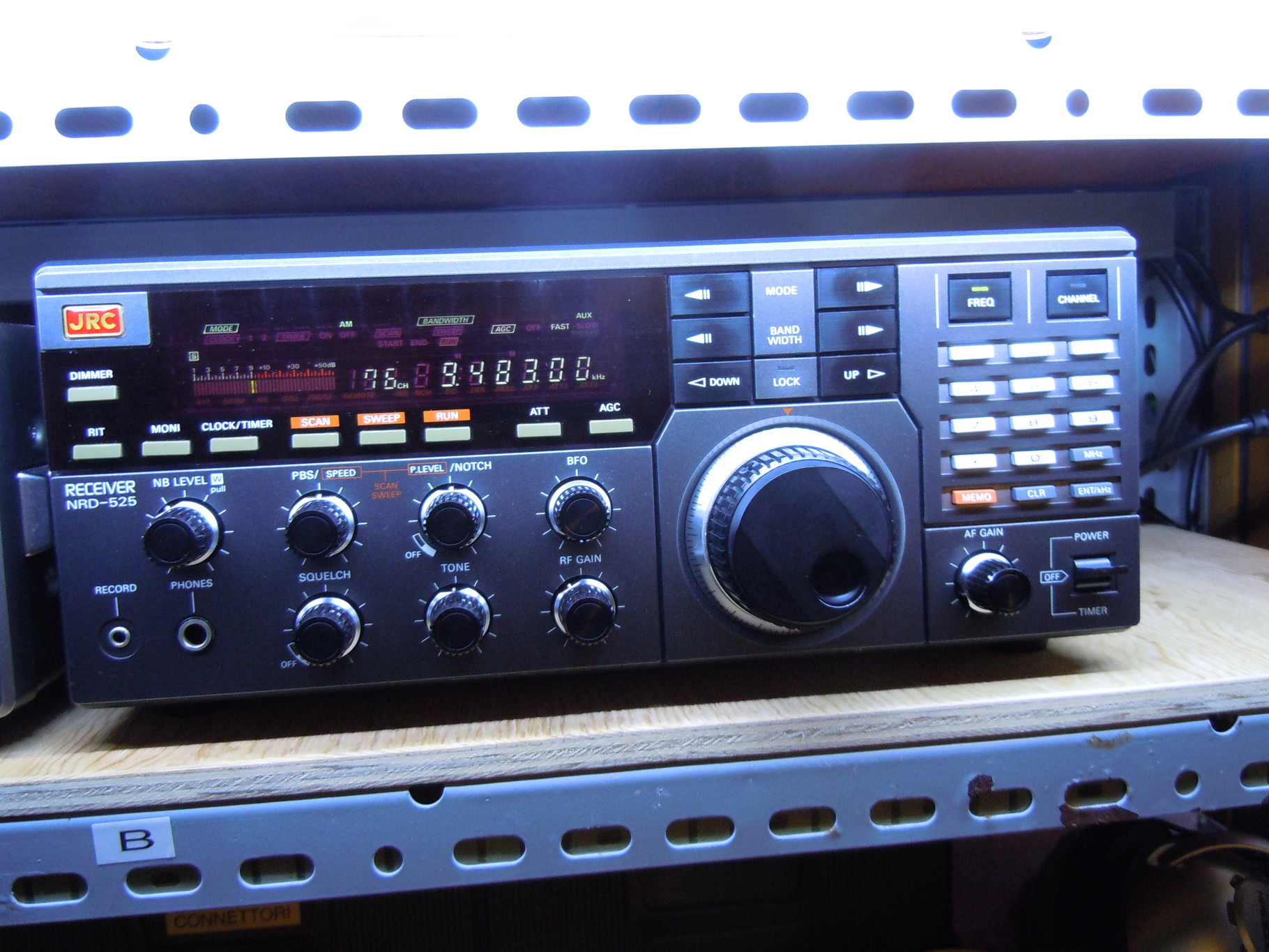 JRC NRD525 RECEIVER Radioascolto che passione (SWL e BCL)