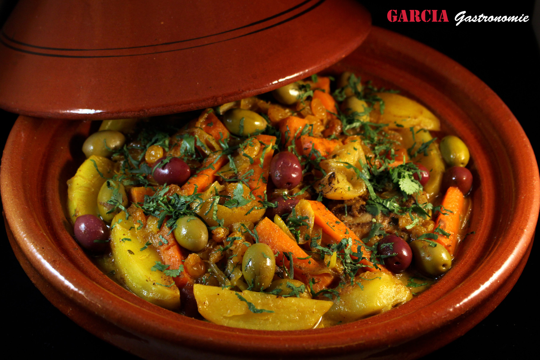 Tajine Poulet Citron Confit Legumes Tajine De Poulet Aux Citrons Confits Olives Et Coriandre Site De Sg Gastronomie