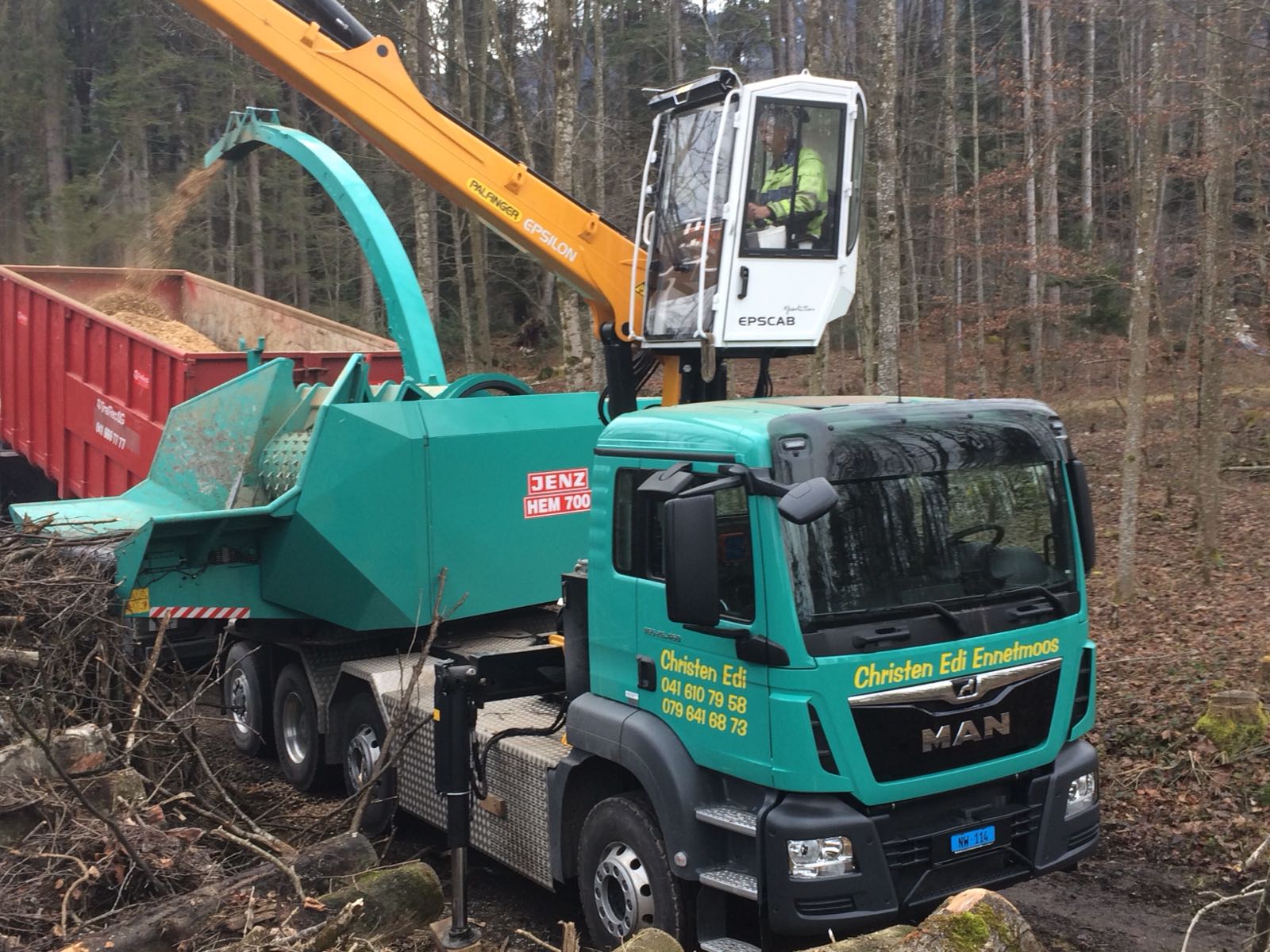 Hackschnitzel Aufbereitung Christen Holztransporte