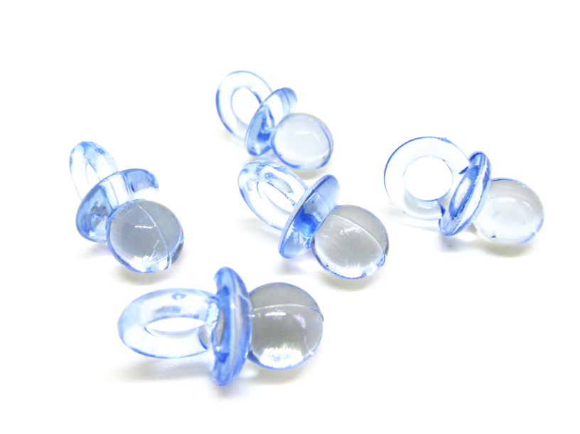 Breloques Tetines De Bebe Une Histoire De Mode