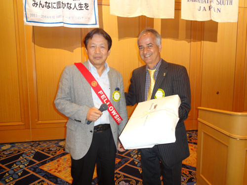 誕生祝　高島　秀樹会員
