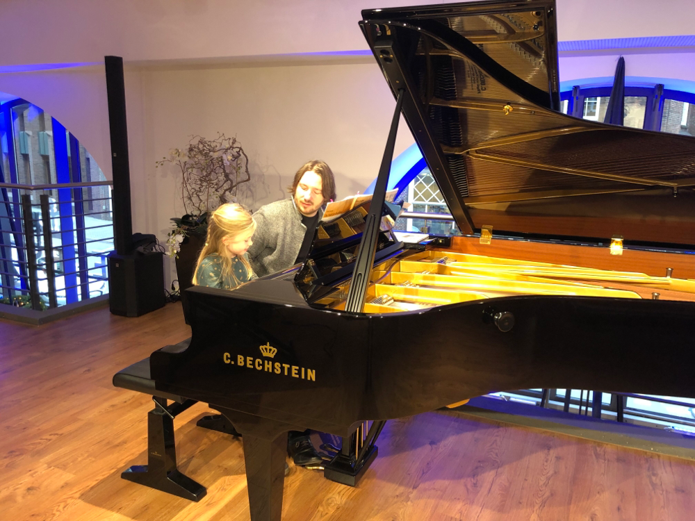 Schülerkonzert beim Bechstein- Klavierzentrum.