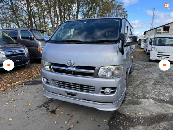 TOYOTA HIACE VAN