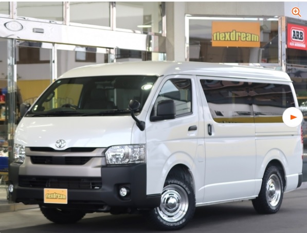 TOYOTA HIACE VAN 