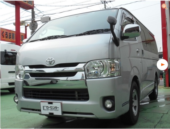 TOYOTA HIACE VAN