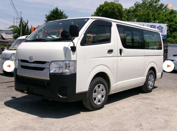 TOYOTA HIACE VAN