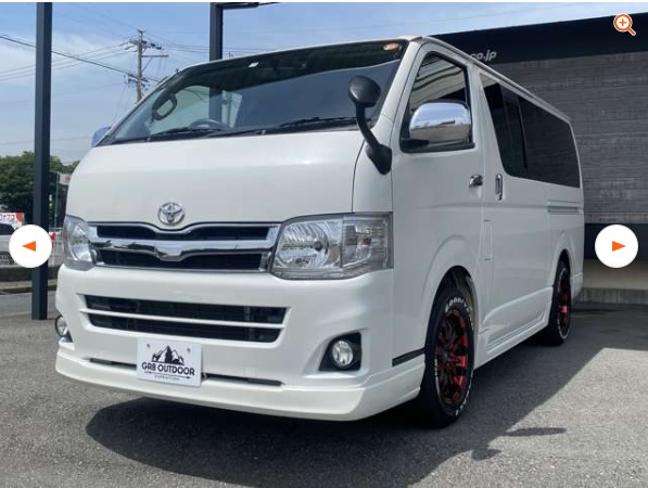 TOYOTA HIACE VAN