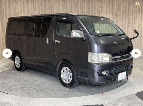 TOYOTA HIACE VAN
