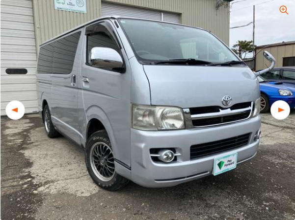 TOYOTA HIACE VAN