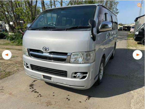 TOYOTA HIACE VAN