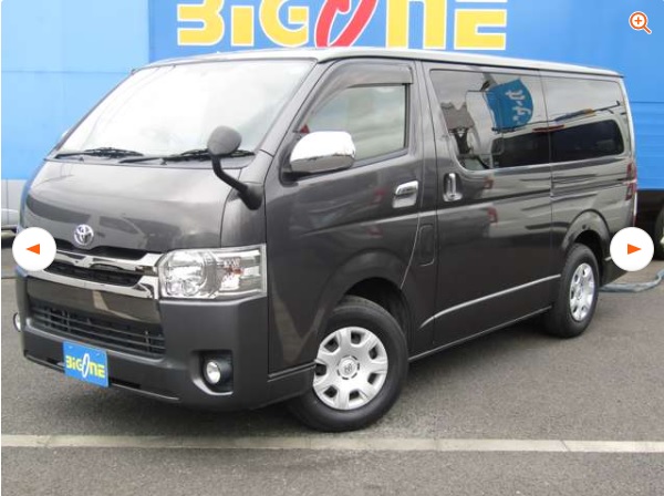 TOYOTA HIACE VAN