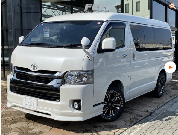 TOYOTA HIACE VAN 