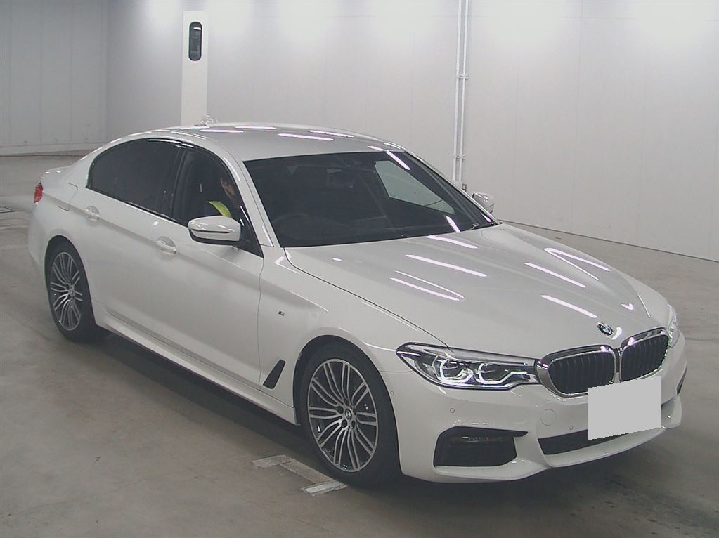 BMW-5 SERIES  4D  523D  M  SPORTS  10000km  JC20  Car Price (FOB) US$44000