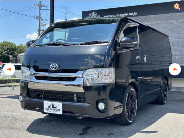 TOYOTA HIACE VAN