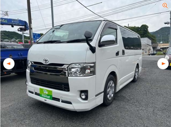 TOYOTA HIACE VAN