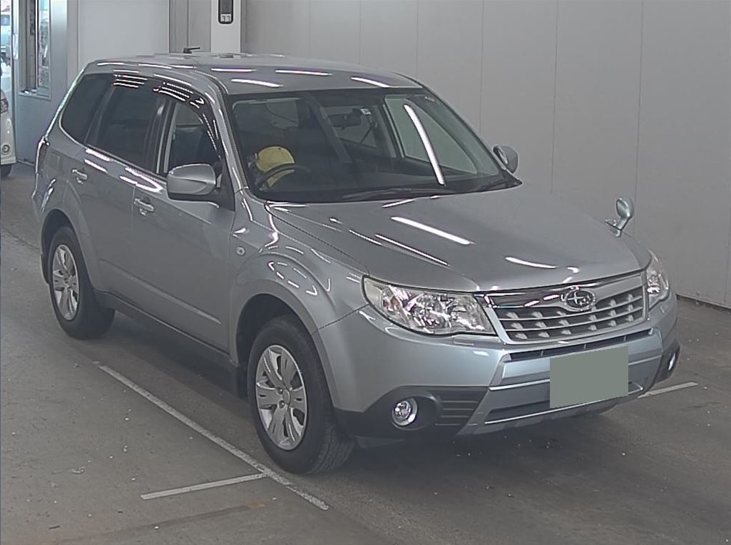 FORESTER  4WD  2.0XS  30000km  SHJ  Car Price (FOB) US$4666  