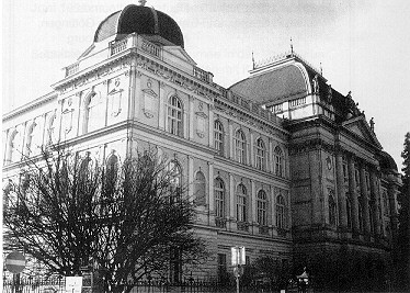 "Alte Technik" der TU Graz.