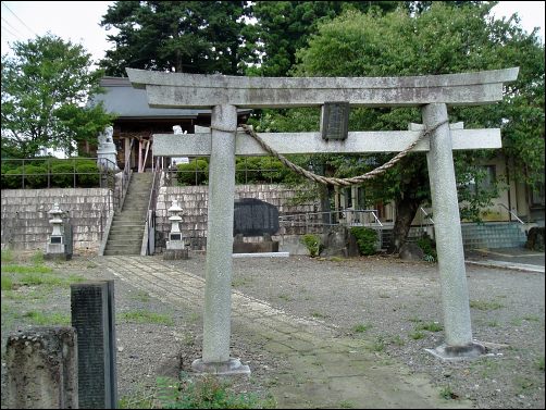 八幡神社（鈎取）入口