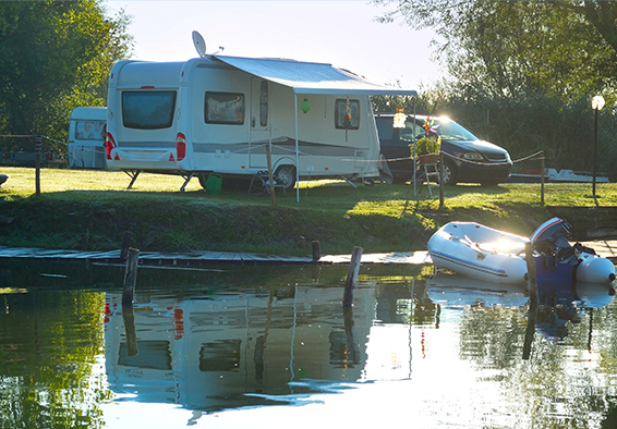 Wohnwagen am See 2026