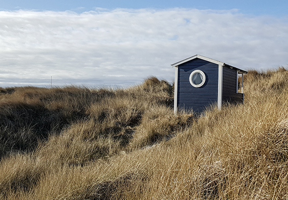 Glamping Unterkunft in den Dünen an der Nordsee 2026