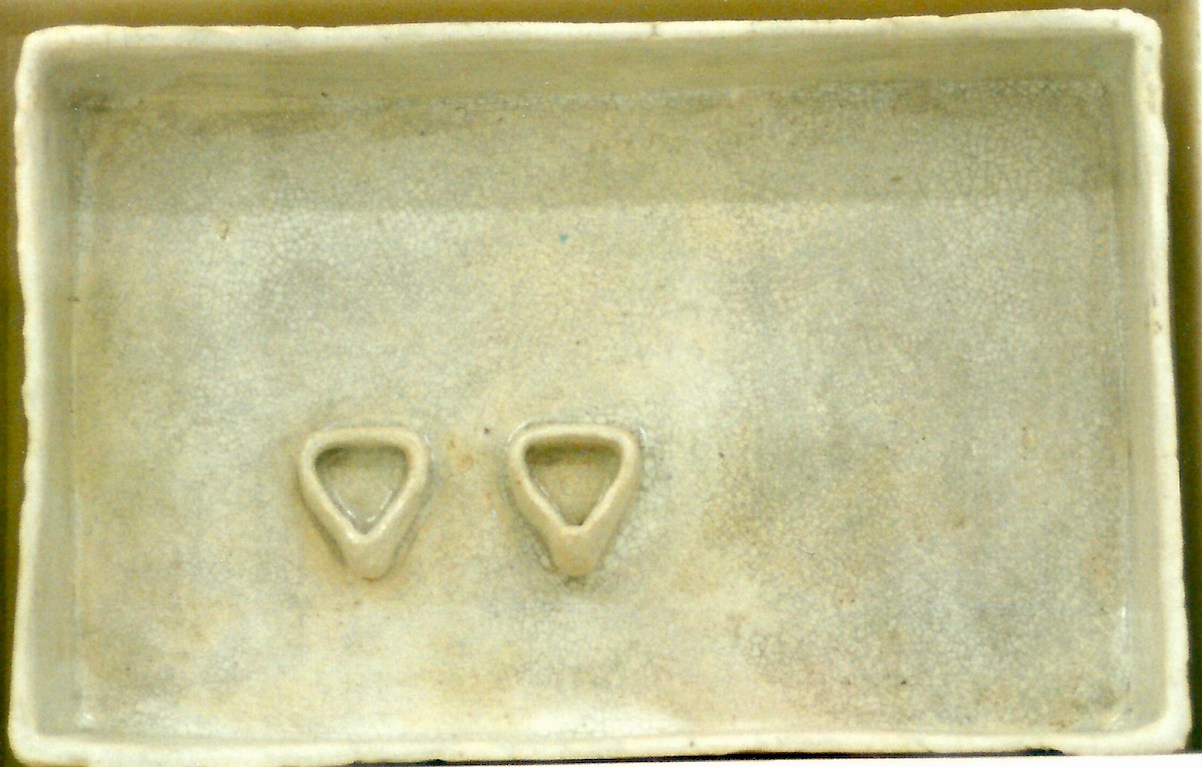 Ausstellungsraum Nr.1, 1999, Keramik glasiert, 31x20x8 cm