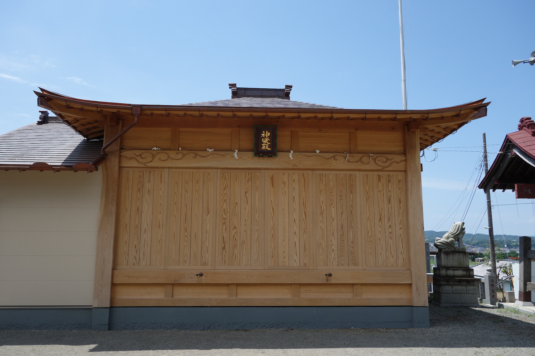 社寺彫刻の制作|唐狭間、欄間、獅子木鼻、虹梁、蟇股、懸魚 社寺彫刻の制作|唐狭間、欄間、獅子木鼻、虹梁、蟇股、懸魚