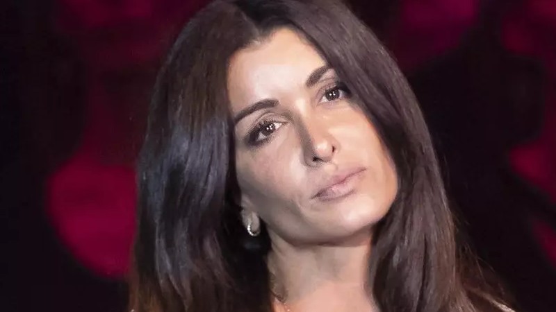 >>> JENIFER