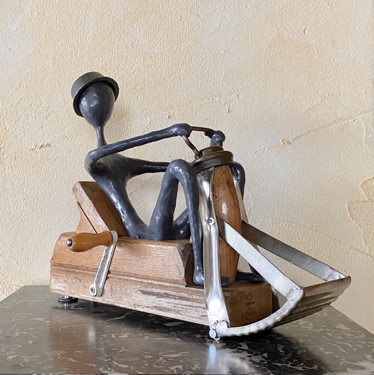 Bob - H25 x B17 x T32 cm