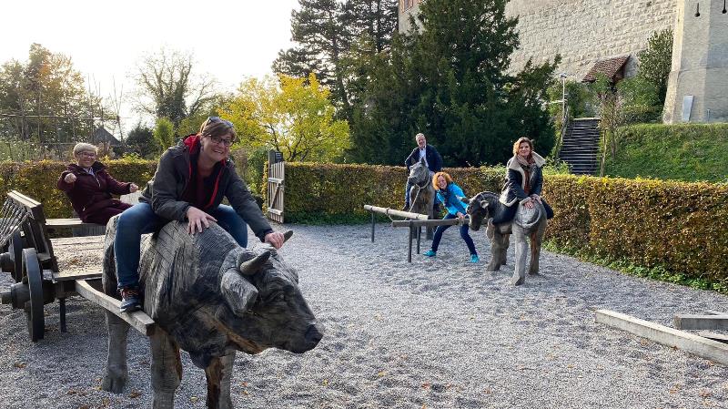 Hatten eine super Zeit zusammen: Die «Mini Schwiiz, dini Schwiiz»-Gruppe aus Elgg, Stadel, Greifensee, Gossau ZH und Kyburg. Bild: zvg