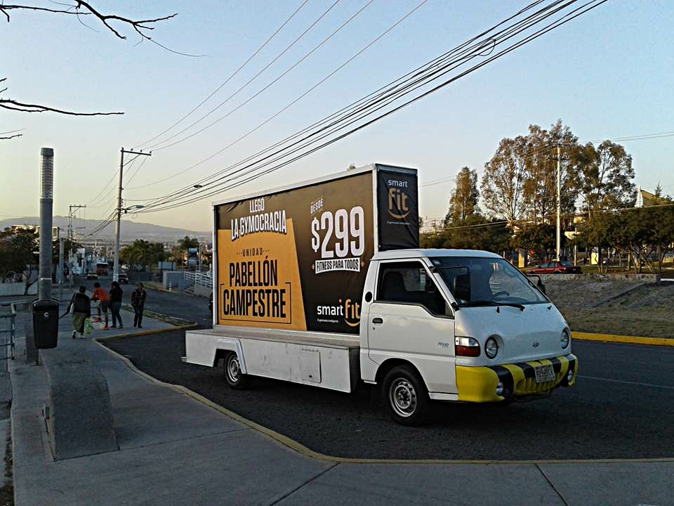 Renta de vallas móviles Querétaro