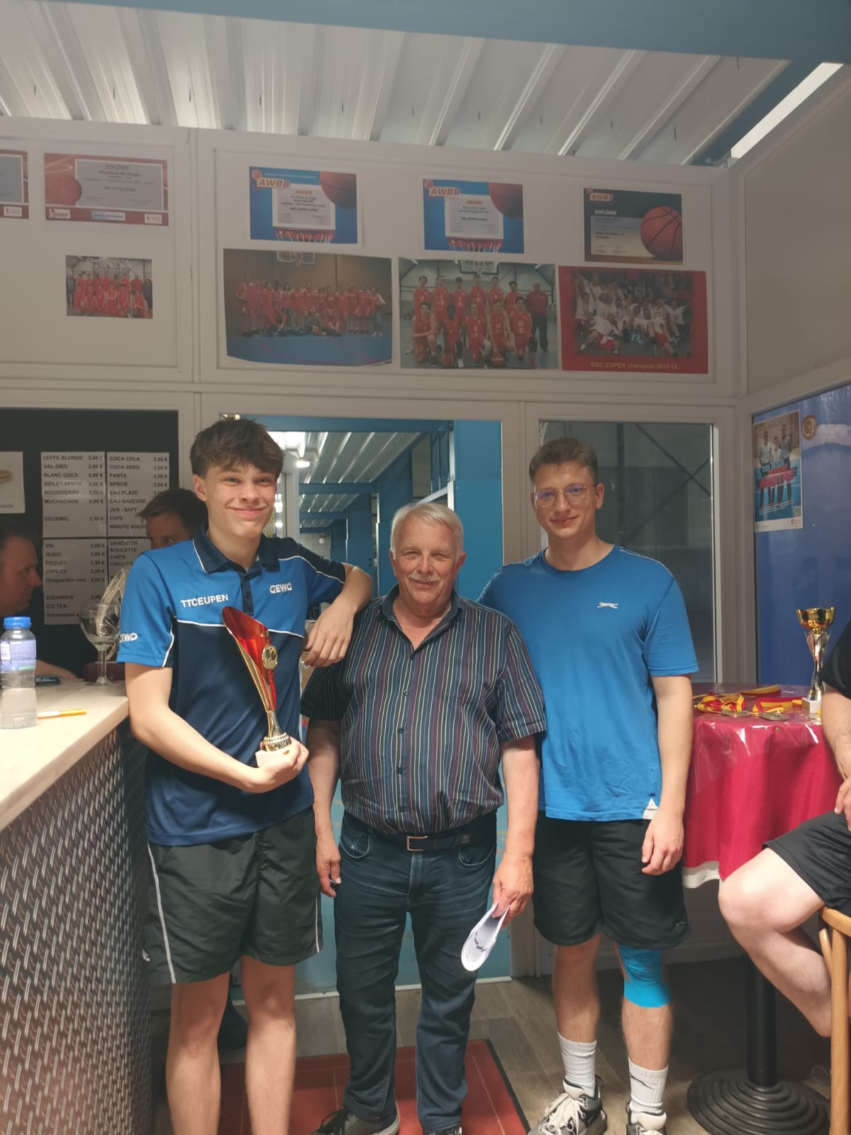 Jason Ritzen (D0), Erwin Rampelbergh und Noah Niederau (C0/von links); Foto: privat