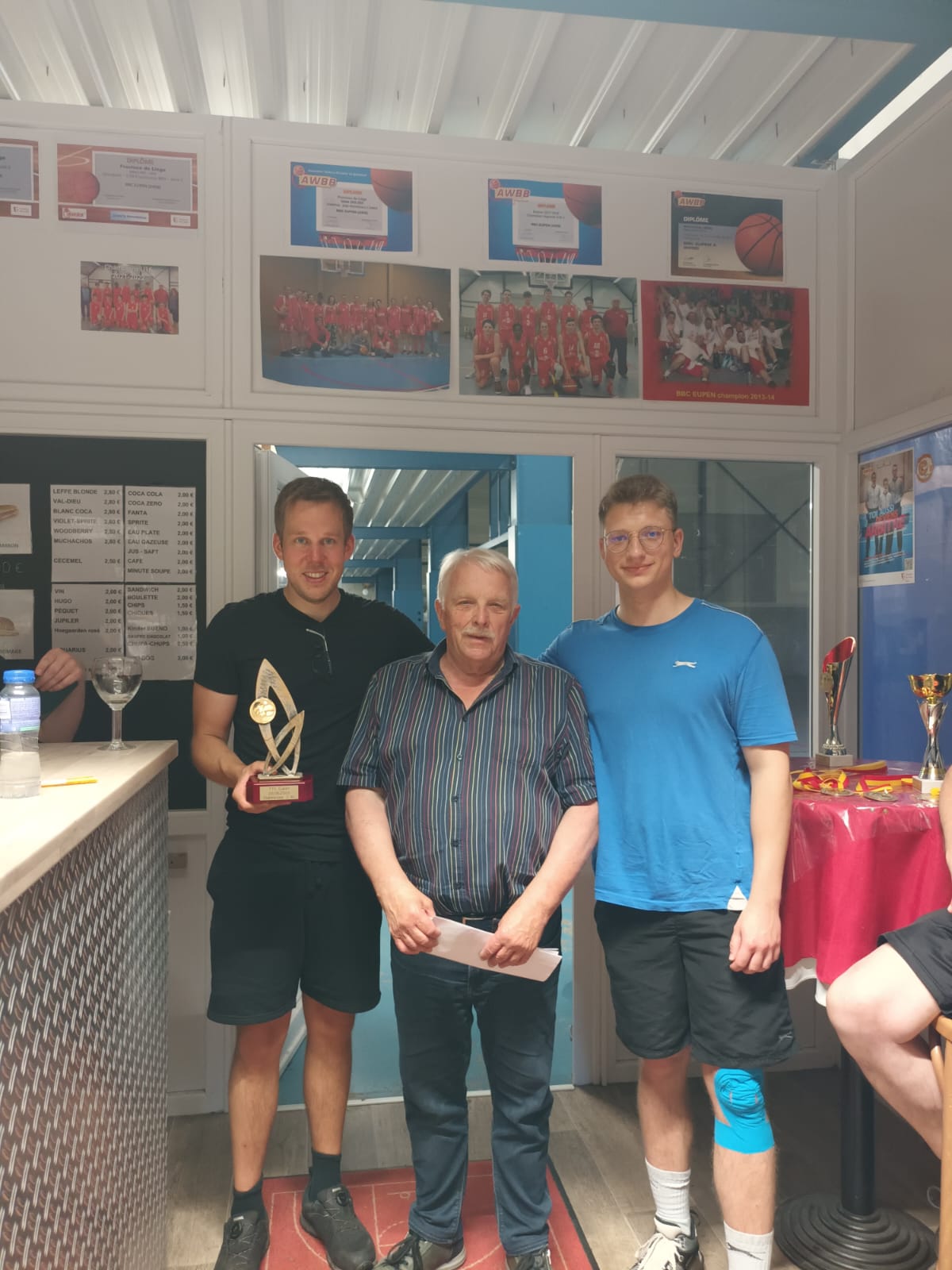 Sebastian Kahlen (C2), Erwin Rampelbergh und Noah Niederau (C0/von links); Foto: privat