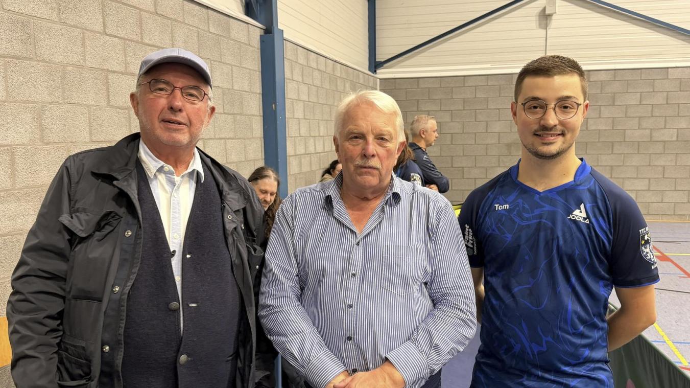 Werner Watroba (Ostbelgienmeister der allerersten Ausgabe 1975), Erwin Rampelbergh und Tom Lenaerts (B6, TTC Astoria Kelmis, Ostbelgienmeister der Jubiläumsausgabe 2025; von links) - Foto: Kurt Pothen