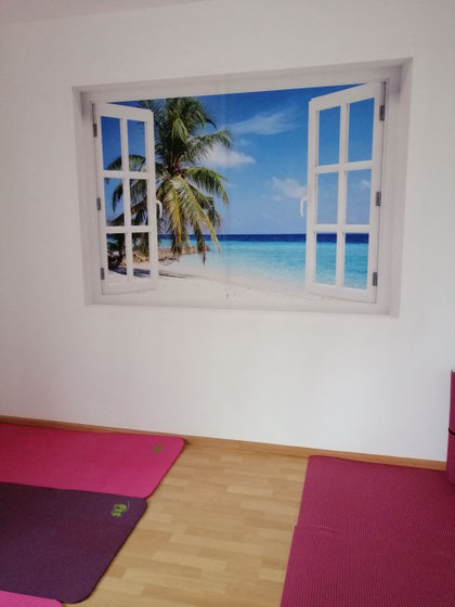 Das ist der Therapieraum, wo die Gruppentherapien stattfinden