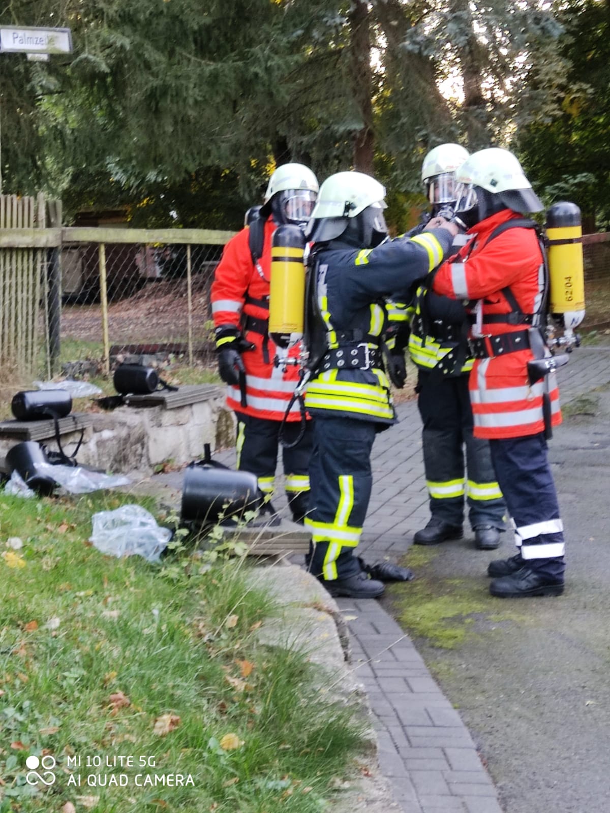 PA-Träger Übungsdienst am 07.09.2020; hinten: Heiko Platte und Patrick Dube, vorne: Kevin Flentge und Elias Hirsch 