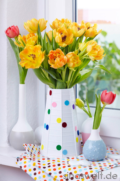 Blumen, Schnittblumen, mit Pflanzen wohnen, Interview, so halten Blumen länger, Vase, Dekoidee mit Blumen, Selbstliebe, schenken, sich selbst beschenken, Pflegetipps, Tipps zur Pflege, verschenken, Geschenke