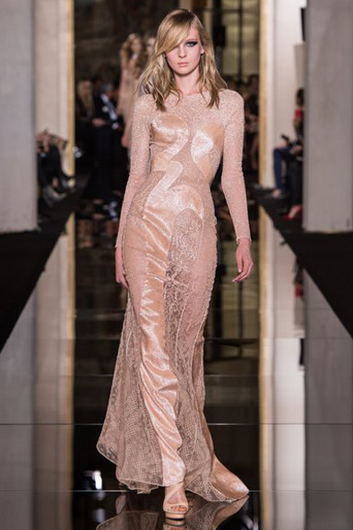 © Fotocredit: haute couture paris - atelier versace