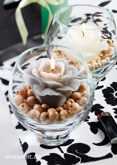 Kerzendeko, Windlicht, Blütenkerze, Kerze, Romantik, HalloHerbst, Hallo Herbst, diy, do it yourself, selber machen, selbermachen, selbst gemacht, selfmade, homemade, basteln, kreativ, Kreatividee, Idee, Dekoidee, Wohnidee, Fashion, Mode, Home, wohnen