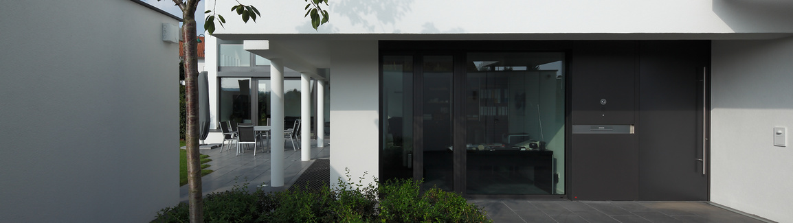 Aluminiumturen Fenster Turen Sonnenschutz