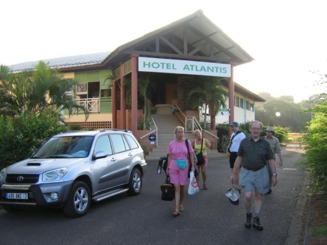 We vertrekken uit Hotel Atlantis in Kourou enkel met lichte bagage naar Saint-Laurent-du-Maroni.(c) Tristan Cools