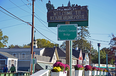 ... am Dock Square in Kennebunkport