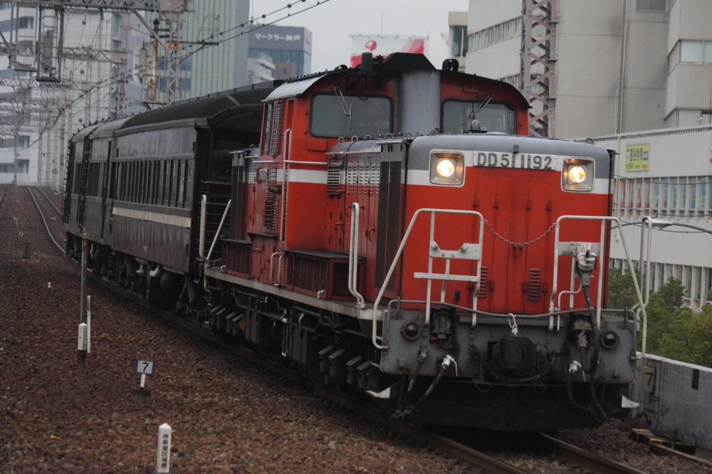 960px-JNR_DD51_1027_20071003.jpg