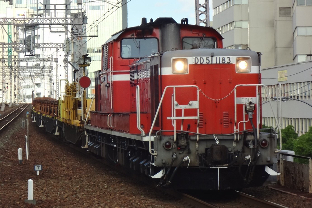 DD51形液体式ディーゼル機関車 - 鉄道写真館 DD51形液体式ディーゼル機関車 - 鉄道写真館