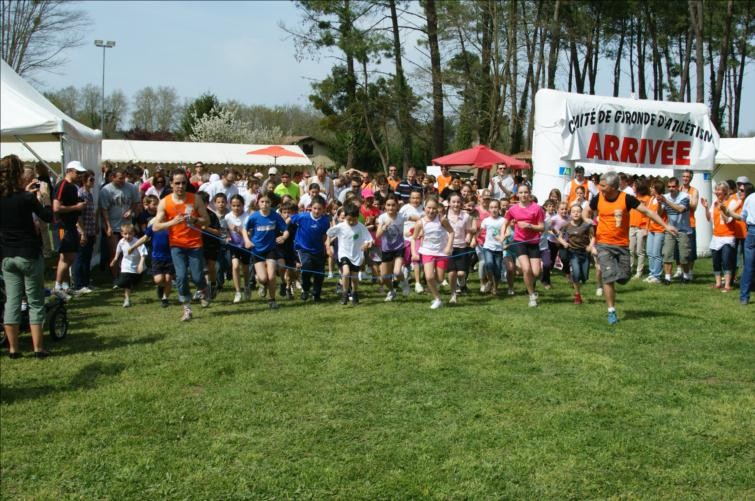 Le challenge Montesquieu - Foulees Saint Selvaises, Association Marathon  des graves, course pedestre 10 km et semi St Selve à proximité de Bordeaux,  courrir en gironde 33, course à pied, randonnée nordique et pédestre