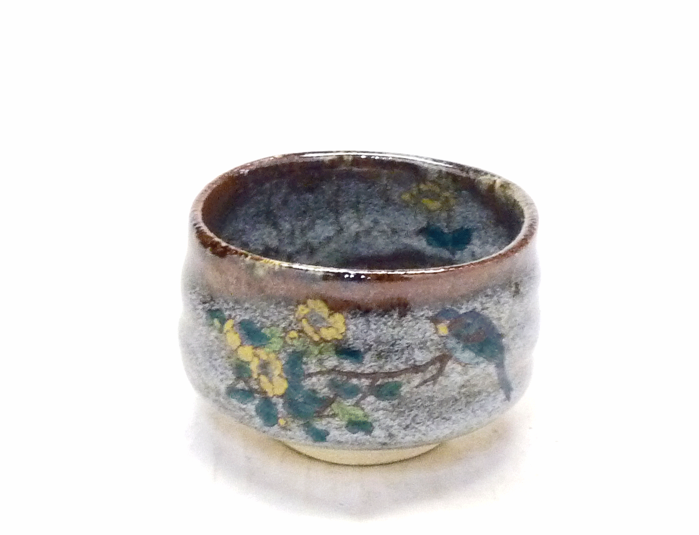 九谷焼いわたや 狭い 抹茶碗 金箔梅 山田登陽志 K8-812