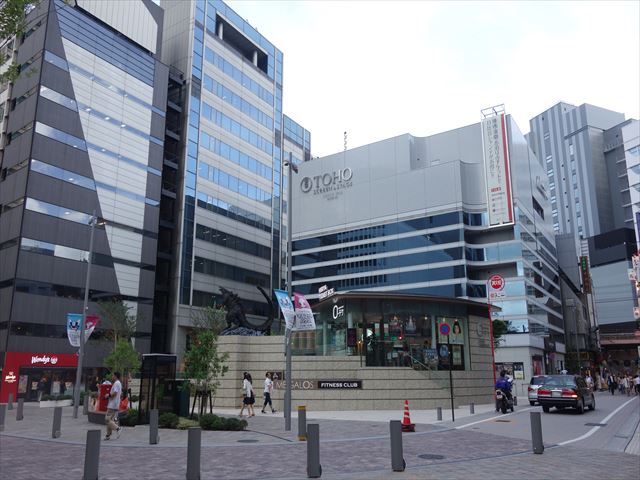 ゴジラスクエア