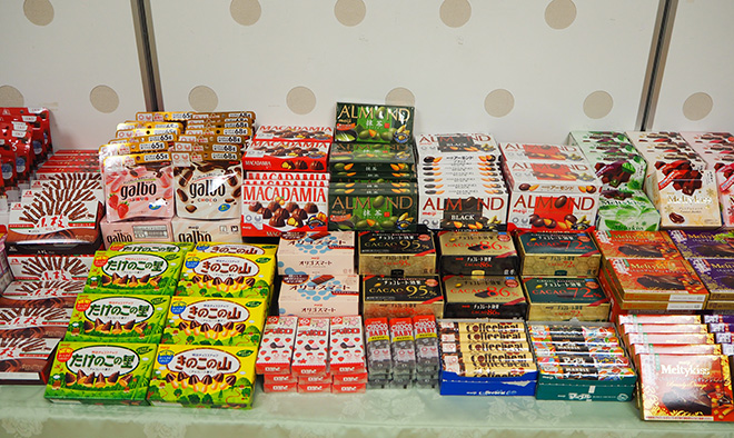 各メーカーの製品がズラリと並ぶ