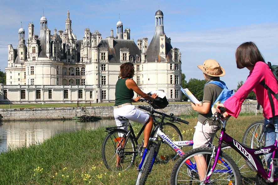Camping Sites & Paysages  Les Saules à Cheverny - Loire Valley - Balade en vélo au domaine de Chambord