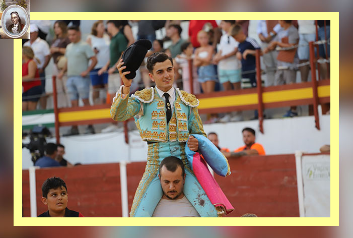 NAVAS DE SAN JUAN: Gustavo Martos abrió la ‘Puerta Grande’ tras cortar dos orejas al tercero de la tarde