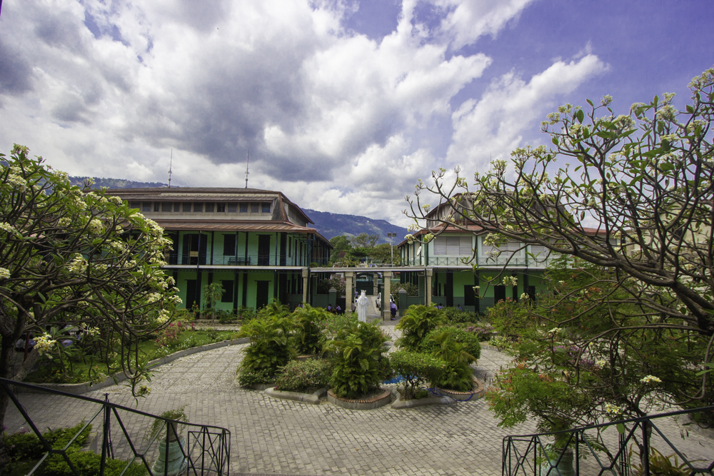 BIENVENUE A SAINTE ROSE Sainte Rose de Lima